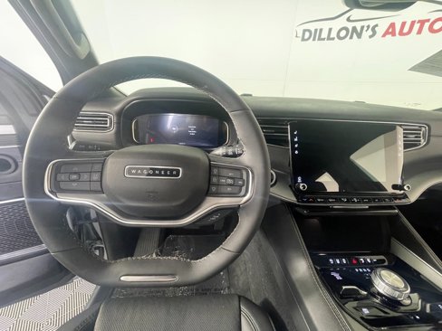 Used 2024 Jeep Wagoneer Series II image 15