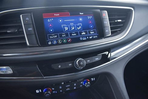 Used 2024 Buick Enclave Premium image 22