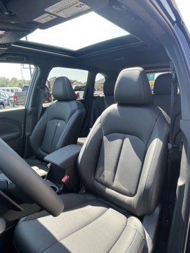 New 2025 Subaru Forester Limited image 17