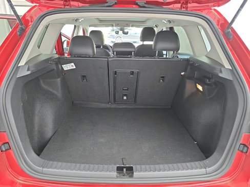 Certified 2023 Volkswagen Taos SEL image 12