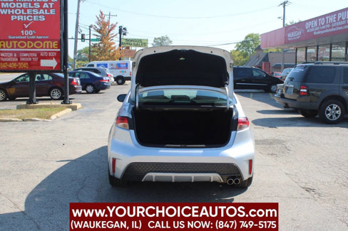 Used 2021 Toyota Corolla SE image 12