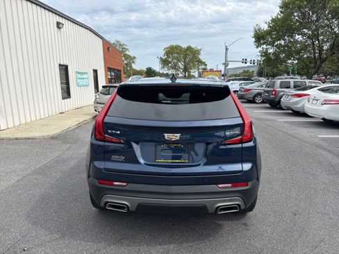 Used 2019 Cadillac XT4 Premium Luxury image 4