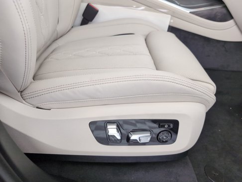 New 2026 BMW X7 xDrive40i w/ Executive Package image 33