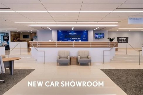 Certified 2025 Lexus ES 300h w/ Premium Package image 29