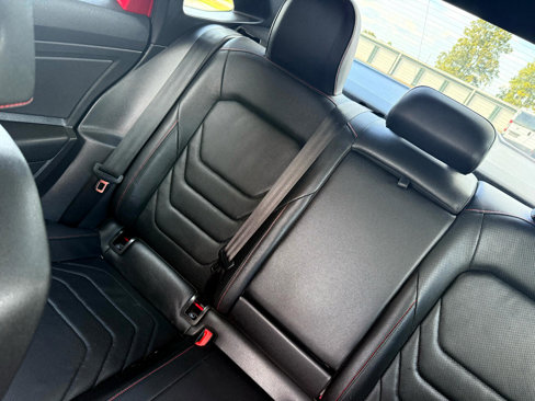 Used 2020 Volkswagen Jetta GLI Autobahn image 40