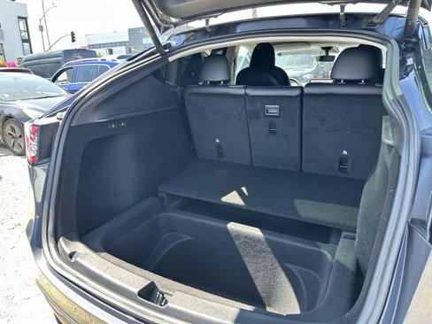 Used 2023 Tesla Model Y Long Range image 8