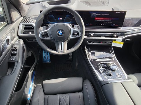 New 2026 BMW X7 M60i image 9