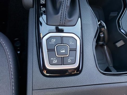 New 2026 Nissan Frontier SV image 21