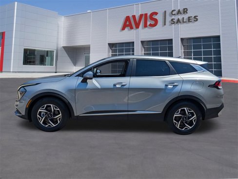 Used 2024 Kia Sportage LX image 10