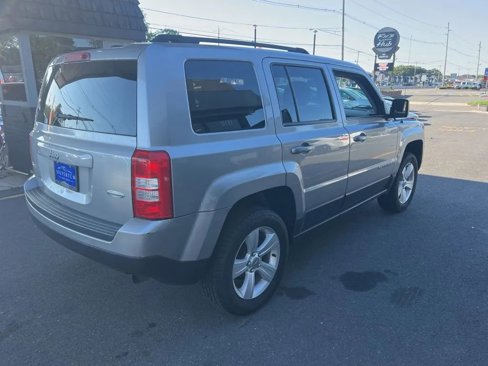 Used 2017 Jeep Patriot Latitude image 13