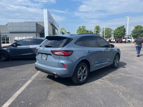 Certified 2024 Ford Escape ST-Line Select w/ Tech Pack #1 image 5