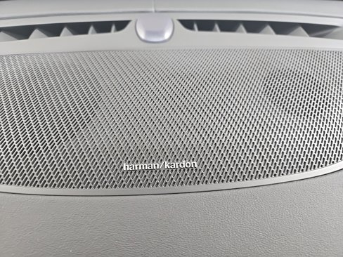 New 2026 Volvo XC90 T8 Plus image 18