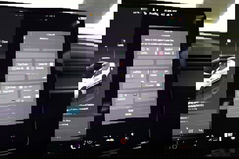 Used 2025 Tesla Model 3 Long Range image 12