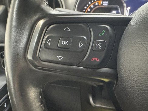 Used 2021 Jeep Gladiator Willys image 16
