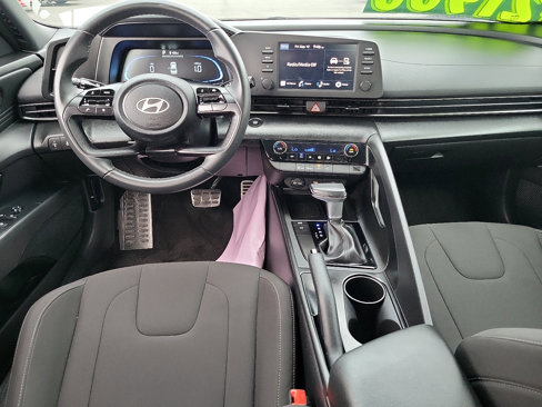 Used 2025 Hyundai Elantra Sport w/ Cargo Package image 4