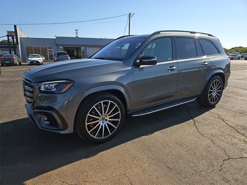 New 2026 Mercedes-Benz GLS 450 4MATIC image 2