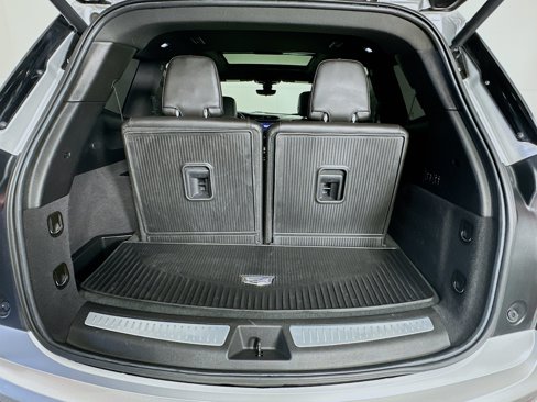 Used 2020 Cadillac XT6 Premium Luxury image 31