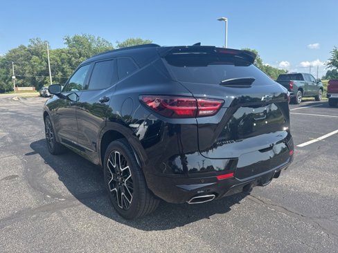 Used 2023 Chevrolet Blazer RS w/ Driver Confidence II Package image 5