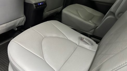 Certified 2022 Toyota Highlander Platinum image 17