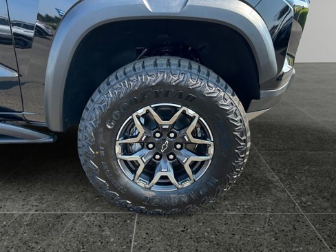 New 2026 Chevrolet Colorado ZR2 w/ Technology Package image 9