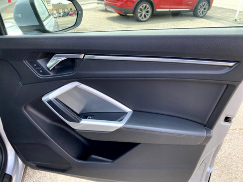 Used 2020 Audi Q3 2.0T Premium image 20