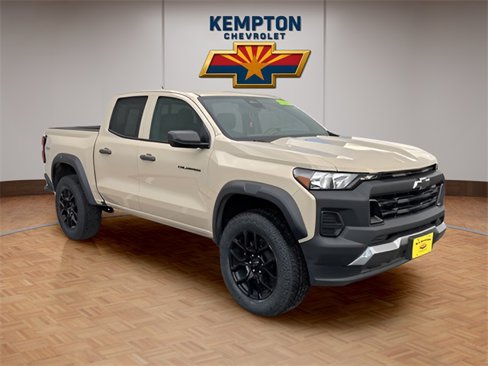 Used 2023 Chevrolet Colorado Trail Boss w/ LPO, Dark Essentials Package image 9