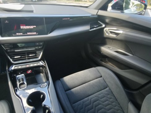 New 2026 Audi S e-tron GT Premium Plus image 20