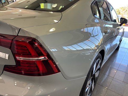 Used 2024 Volvo S60 T8 Core image 43
