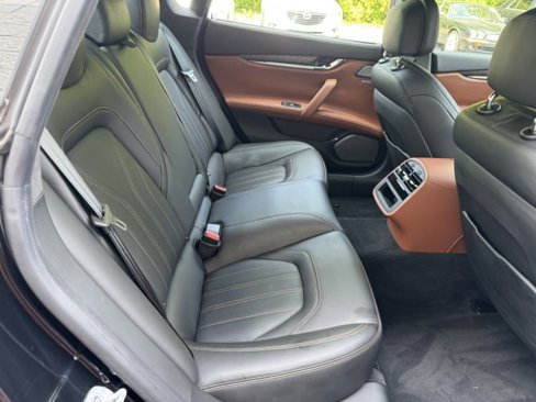 Used 2018 Maserati Quattroporte S GranLusso image 27
