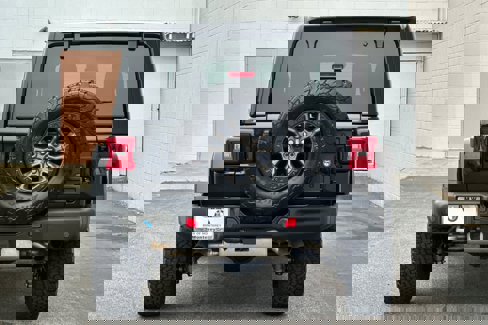 Used 2023 Jeep Wrangler Unlimited Rubicon 392 w/ Trailer Tow Package image 8