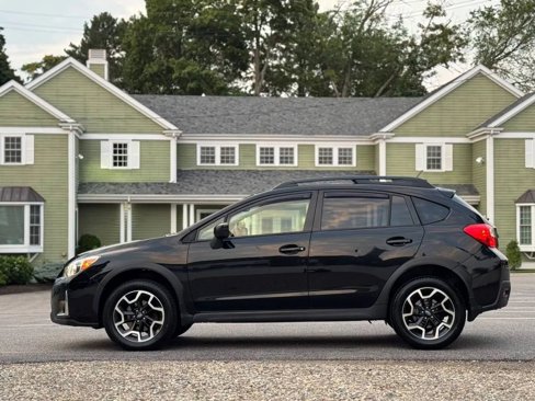 Used 2016 Subaru Crosstrek 2.0i Premium image 2