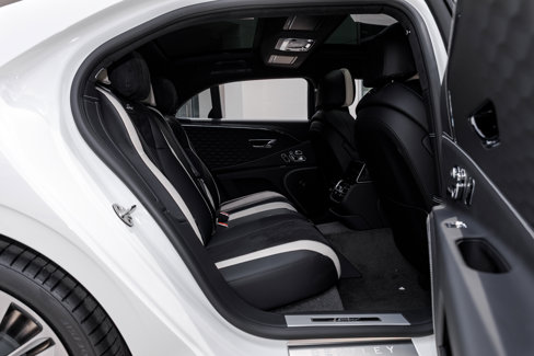 New 2025 Bentley Flying Spur Plug-In Hybrid image 43