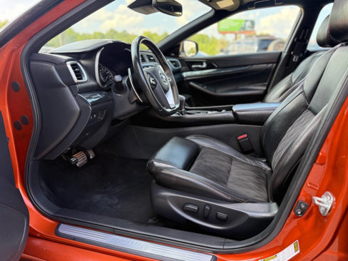 Used 2020 Nissan Maxima SR w/ Sport Mat Group image 10