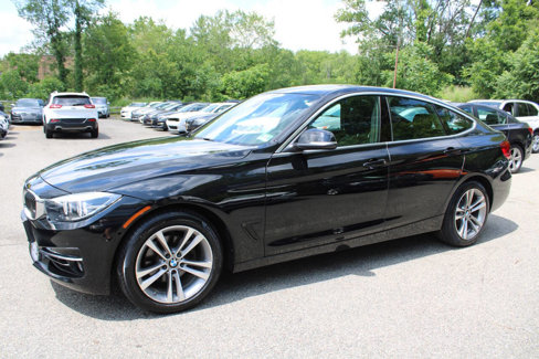 Used 2018 BMW 330i Gran Turismo xDrive image 13