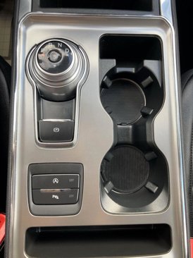 Used 2024 Ford Edge Titanium image 27
