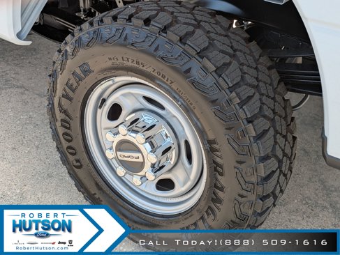 New 2026 Ford F350 4x4 Crew Cab Super Duty image 12