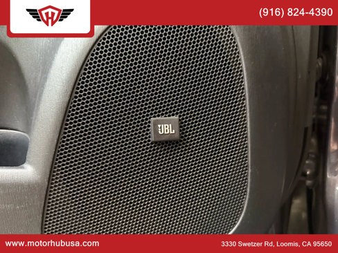 Used 2015 Toyota Prius Five image 37