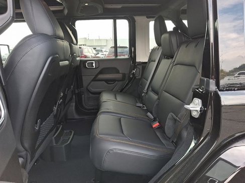 New 2025 Jeep Wrangler Unlimited Sahara image 7