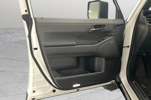 Used 2025 Lexus GX 550 image 35