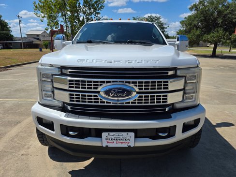 Used 2017 Ford F250 Platinum w/ Platinum Ultimate Package image 3