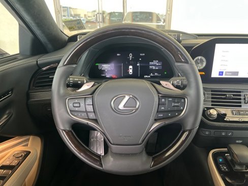 Used 2024 Lexus LS 500 image 23