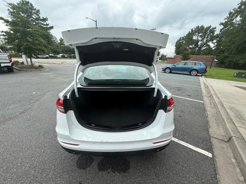 Used 2020 Ford Fusion Titanium image 9