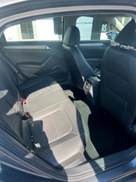 Used 2022 Volkswagen Passat 2.0T SE image 10