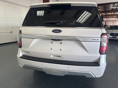 Used 2018 Ford Expedition Max Platinum image 5