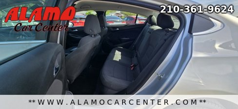 Used 2017 Chevrolet Cruze LT image 30