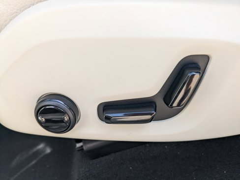 New 2025 Volvo XC60 T8 Plus w/ Protection Package Premier image 21
