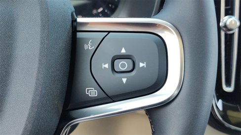 New 2026 Volvo XC40 B5 Plus w/ Climate Package image 16