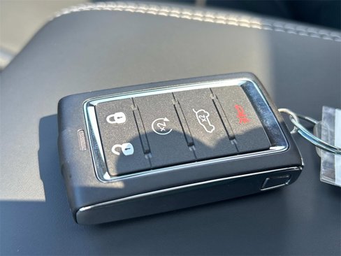 New 2025 Jeep Grand Cherokee Overland image 14