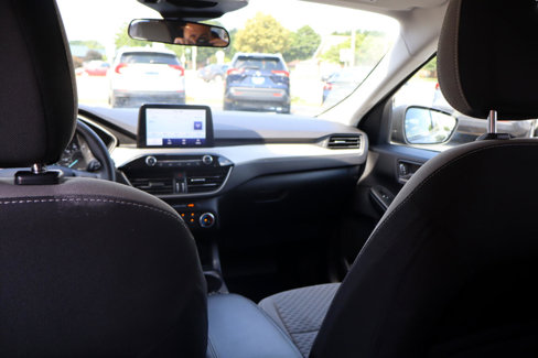 Used 2022 Ford Escape SE image 14