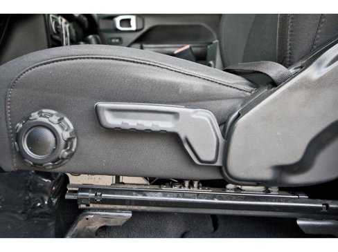 Used 2023 Jeep Gladiator Sport image 32